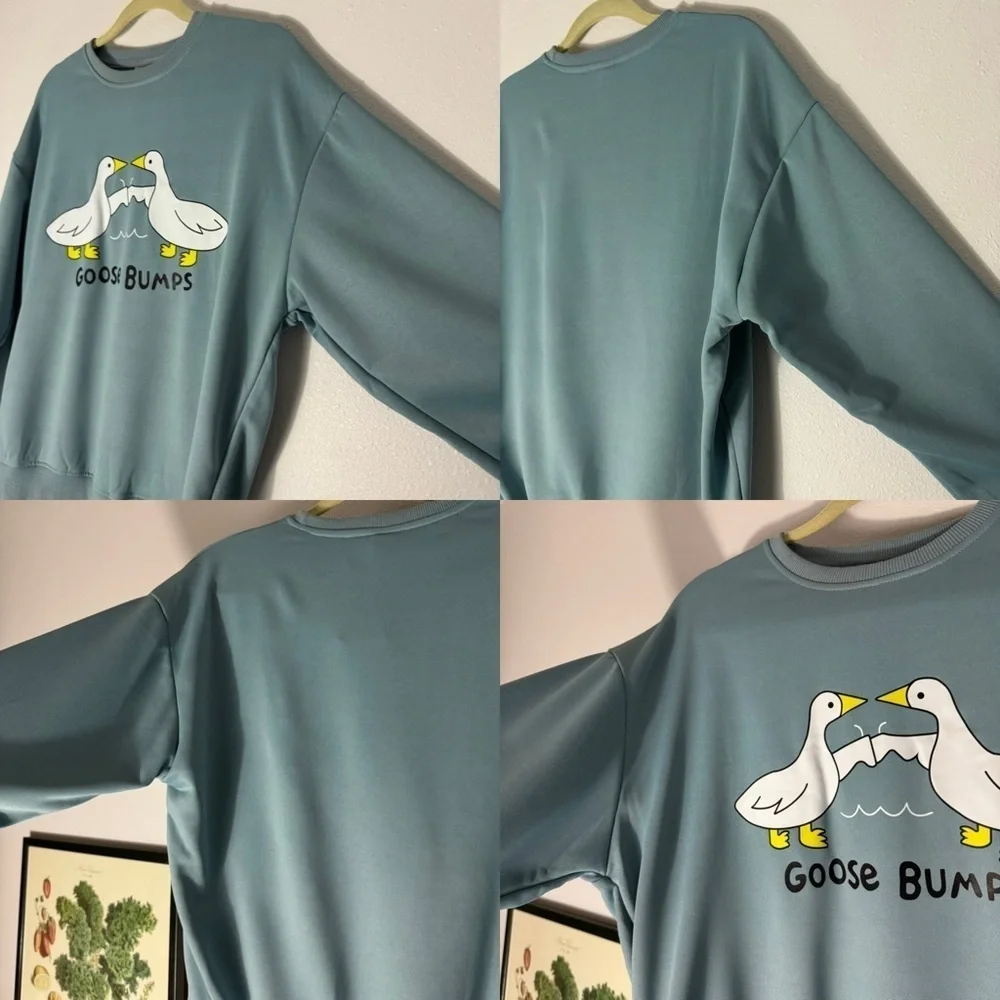 NWT Muted blue Goose Bumps sweat shirt size Medium